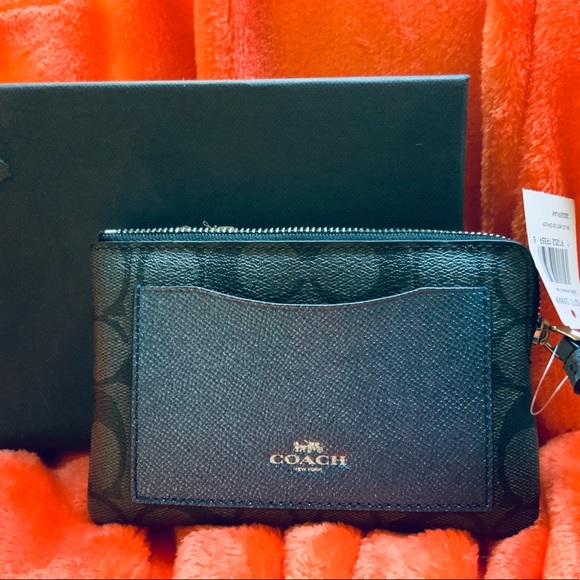 Coach monogram Black/metallic blue wristlet - Picture 15 of 16
